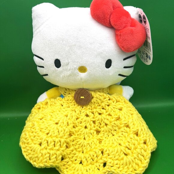 Hello Kitty Sanrio Plush Toy Hand Crocheted Yellow Lovey Blanket Dress Outfit - Picture 1 of 15